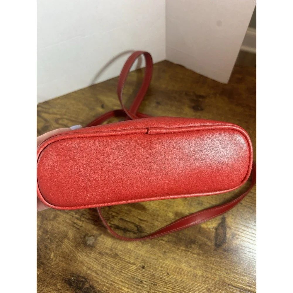 Liz Claiborne Red Crossbody Purse Gold Tone Hardware Flap Bag Classic Chic